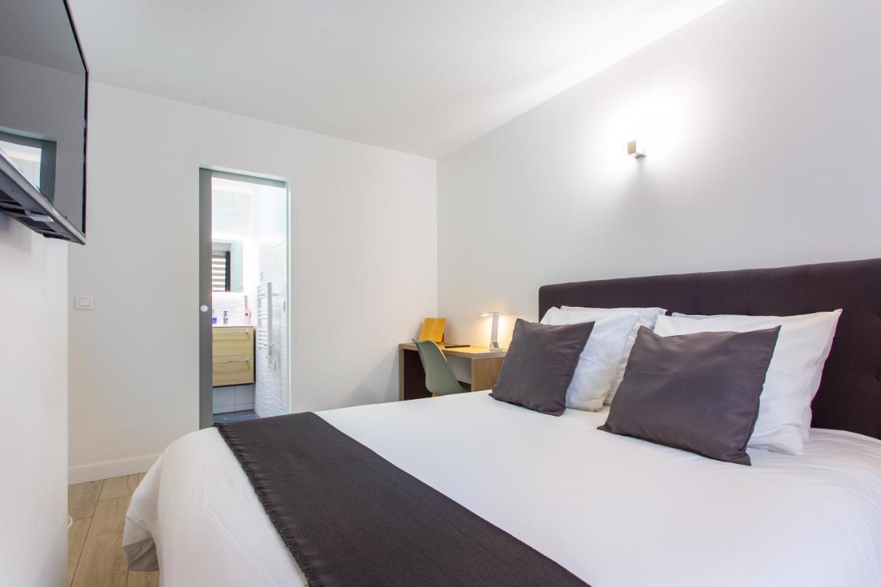 D&E - Paris-Disney - Holidays Apartment - Appartement De Vacances - 5 Chambres- 5 Sdb - 5 Bedrooms - 5 Bathrooms - Netflix Шамп-сюр-Марн Екстериор снимка