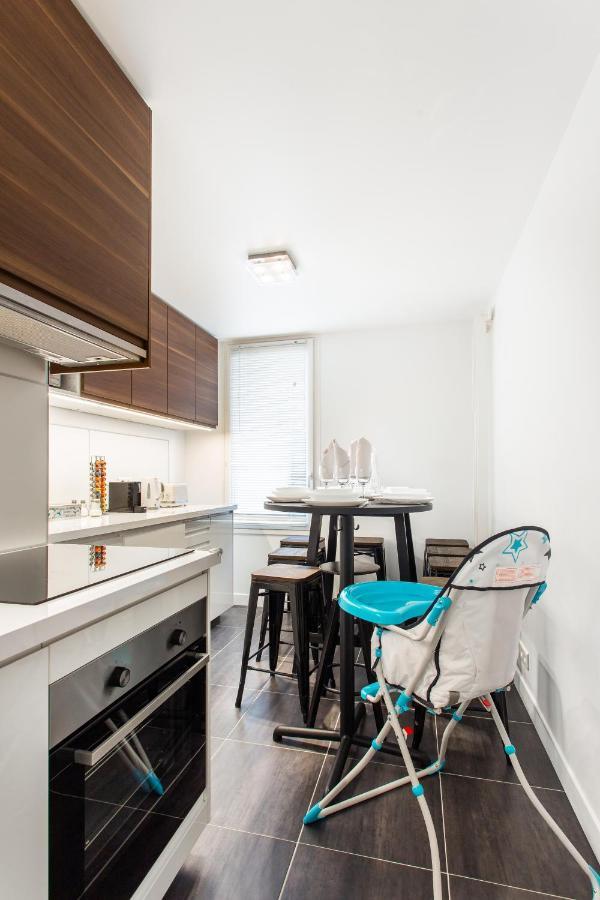 D&E - Paris-Disney - Holidays Apartment - Appartement De Vacances - 5 Chambres- 5 Sdb - 5 Bedrooms - 5 Bathrooms - Netflix Шамп-сюр-Марн Екстериор снимка