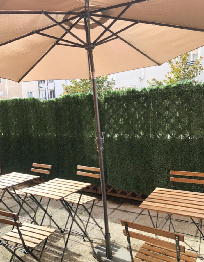 D&E - Paris-Disney - Holidays Apartment - Appartement De Vacances - 5 Chambres- 5 Sdb - 5 Bedrooms - 5 Bathrooms - Netflix Шамп-сюр-Марн Екстериор снимка